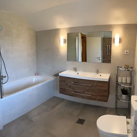 Minka - Perfect Family Vacation Villa