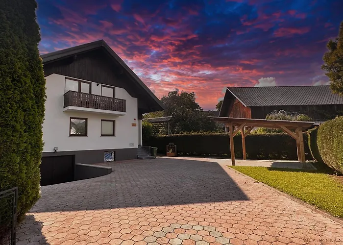 Minka - Perfect Family Vacation Vila *