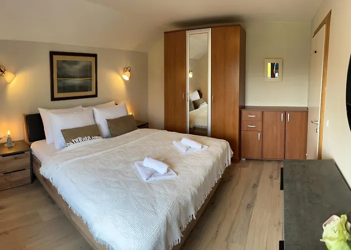 Minka - Perfect Family Vacation 布莱德