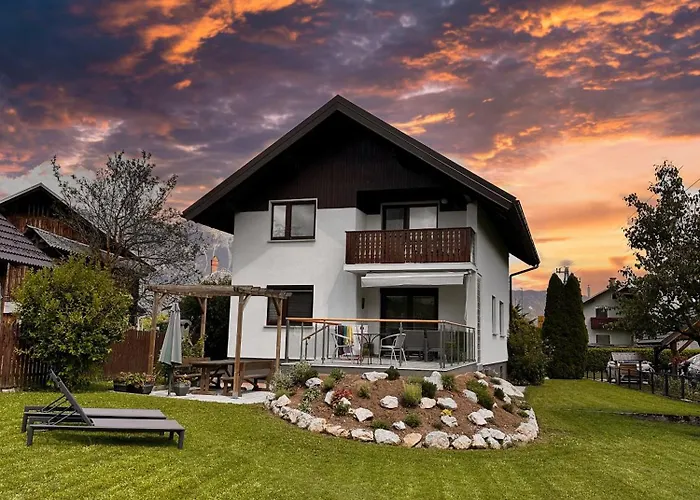 Minka - Perfect Family Vacation 布莱德